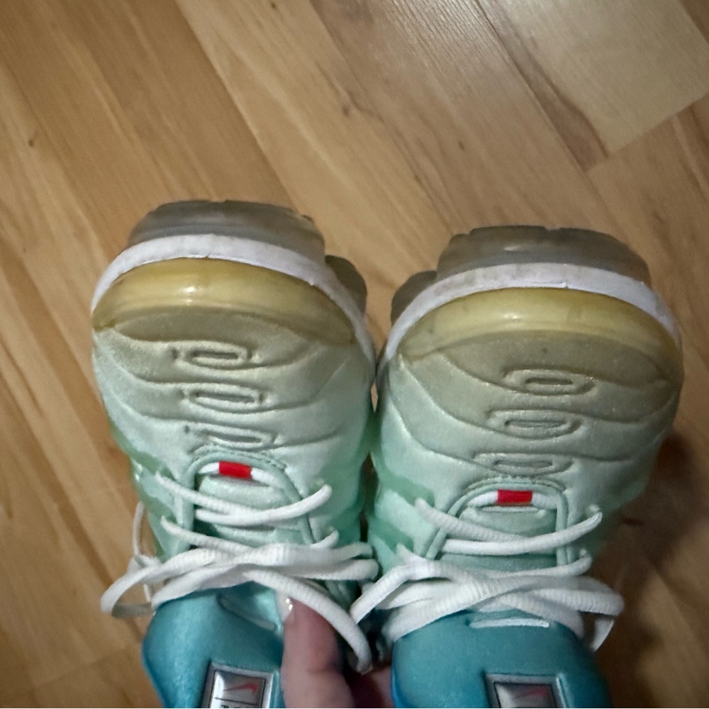 Nike Kids Aqua and White Sneakers - Picture 4 of 7